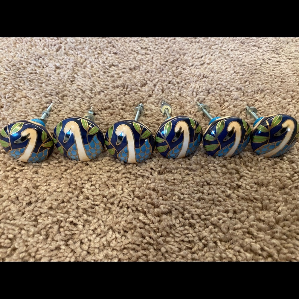 Set of 6 Anthropologie Swan Dresser Knobs